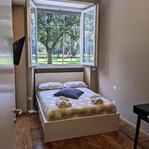  Appartamento Casa Remo - 2 Tram Stops From Old Town Italia